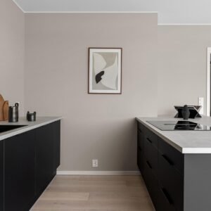 منزل قريب من المدارس